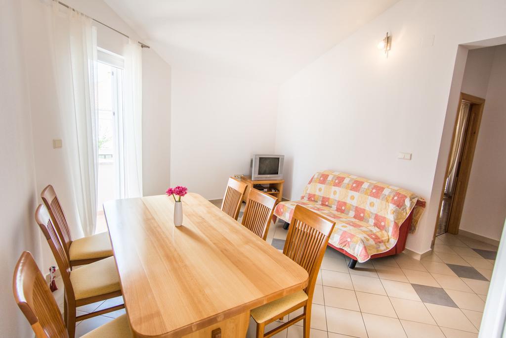 Apartments Basilea Weißenburg Zimmer foto