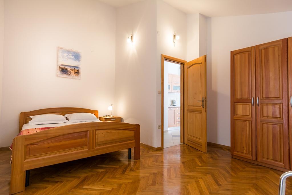 Apartments Basilea Weißenburg Zimmer foto